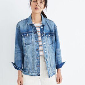 Madewell The Oversized Jean Jacket in Capstone Wash - Size S